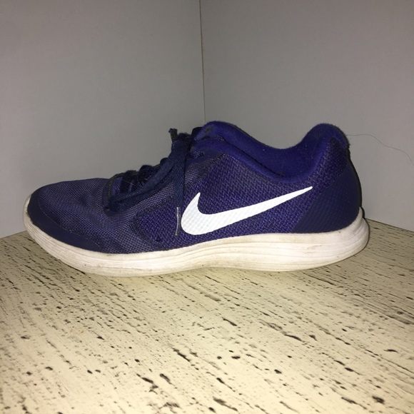 nike revolution 3blue